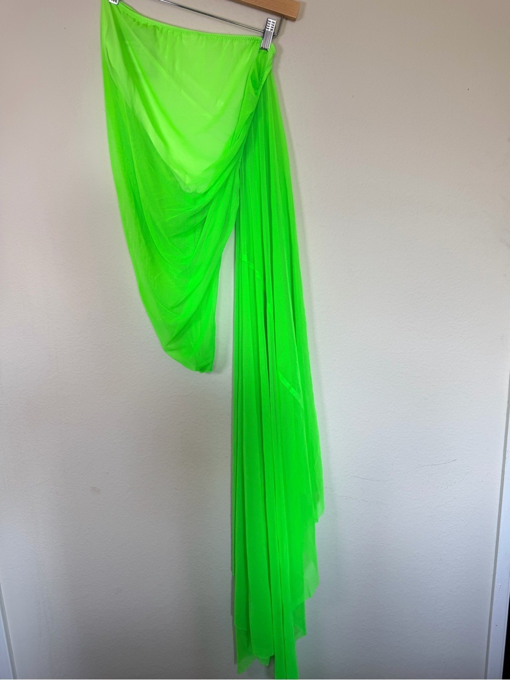 NWT Norma Kamali Diana Bra W/ Sleeve Neon Green Mesh One Shoulder Top XXS - Picture 4 of 11